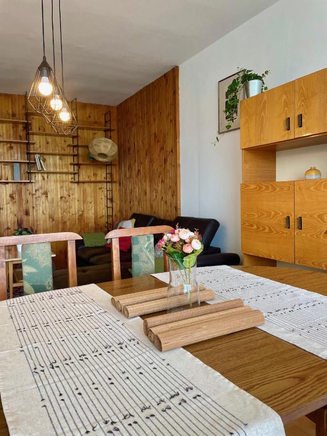 Nosztalgia Apartman Appartement Veszprém Buitenkant foto