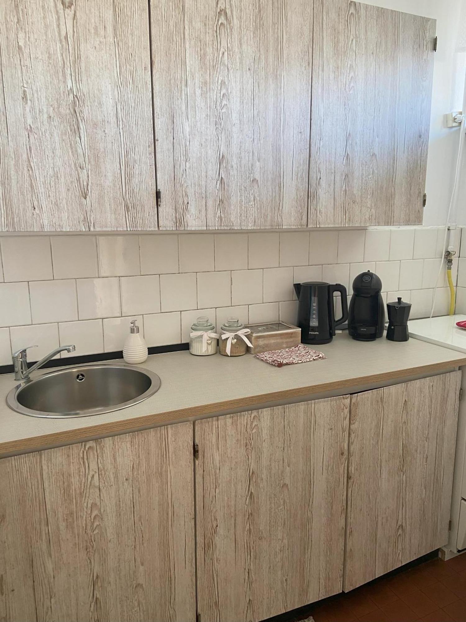 Nosztalgia Apartman Appartement Veszprém Buitenkant foto